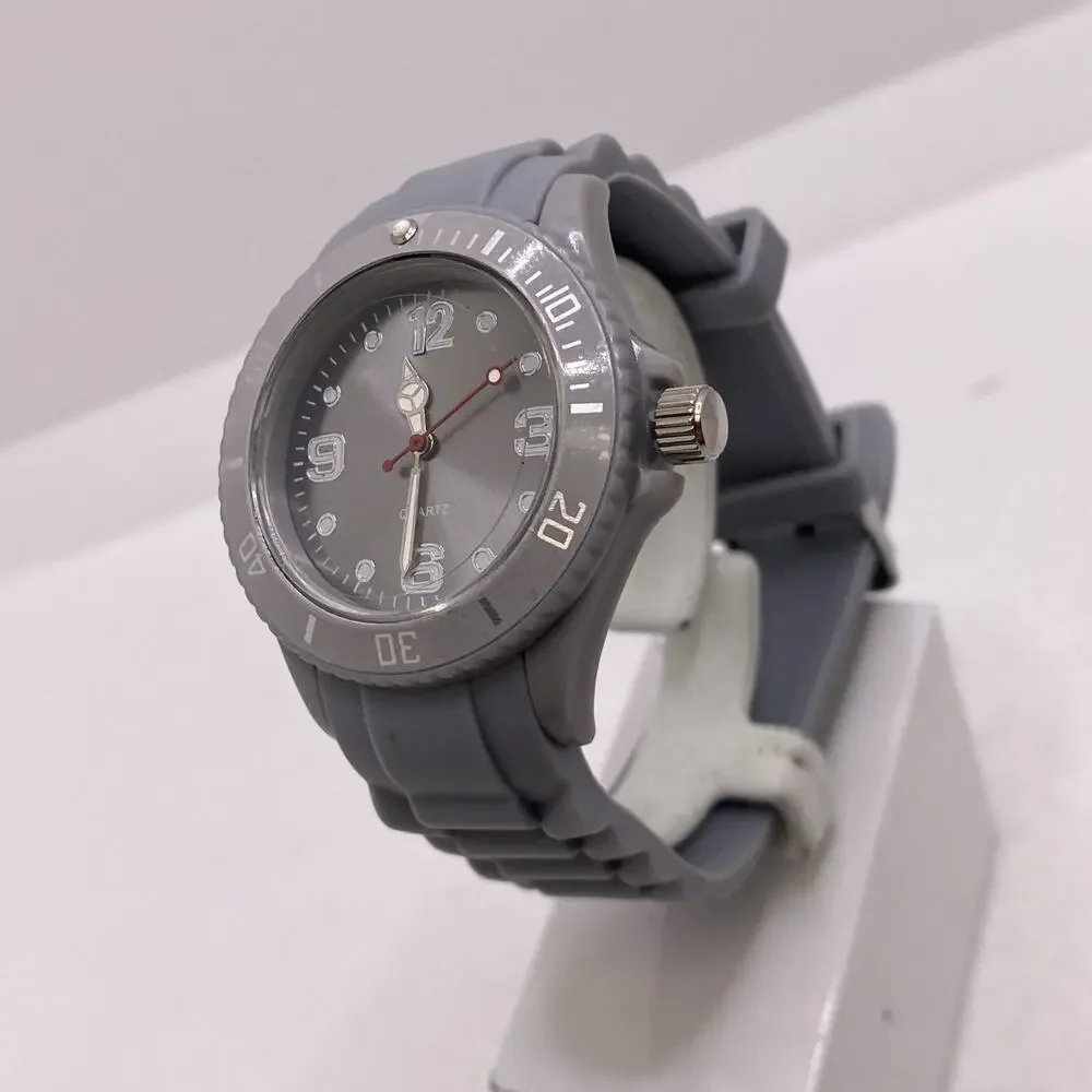 Unisex Rubber Rotating Bezel Dive Style Watch Works New Battery